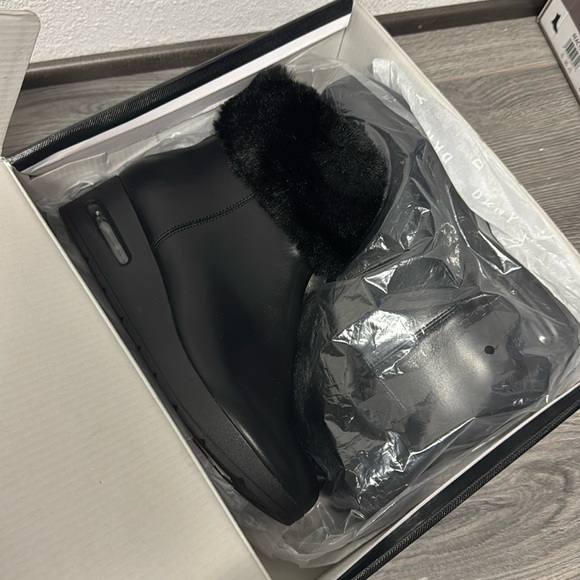 DKNY Women's Nadra Wedge Booties - Picture 2 of 6